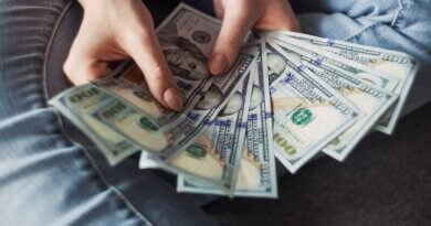 How to make money online